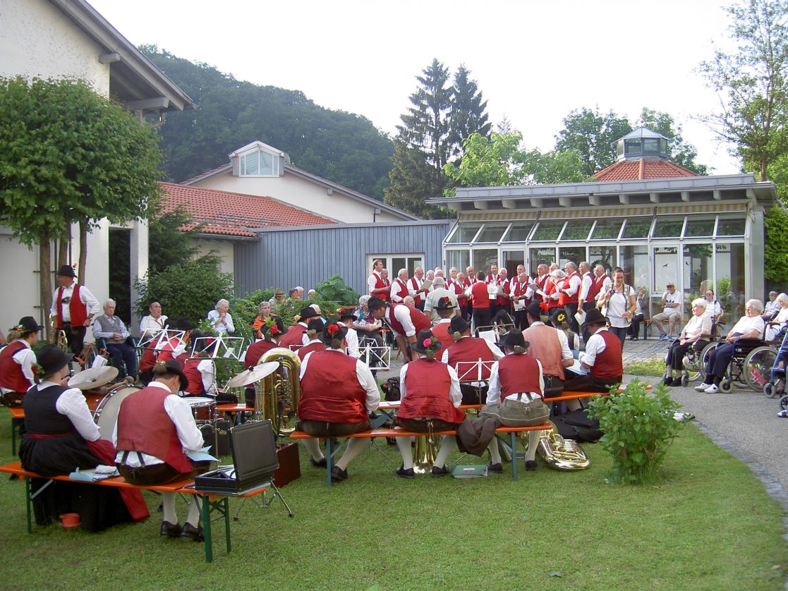 2015-027 Standkonzert St.Peter.jpg